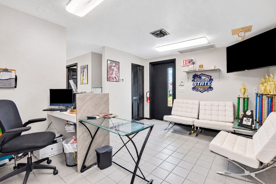 5515 S Orange Ave, Orlando, Florida 32809, 0 , 0 ,0,Retail,For Sale,S Orange Ave,1,1194 5515 S Orange Ave, Orlando, Florida 32809, 0 , 0 ,0,Retail,For Sale,S Orange Ave,1,1194